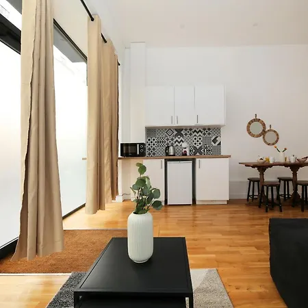Apartment Bel Cosy Situe Pres Des Halles - 4p